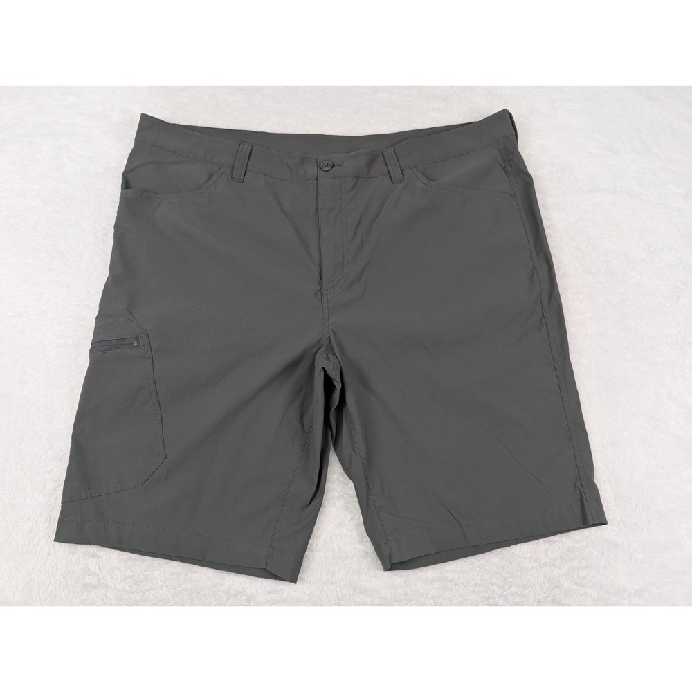 Eddie Bauer Travex Shorts Men's 42x10 Gray Quick Dry‎ Zip Pocket Nylon Blend